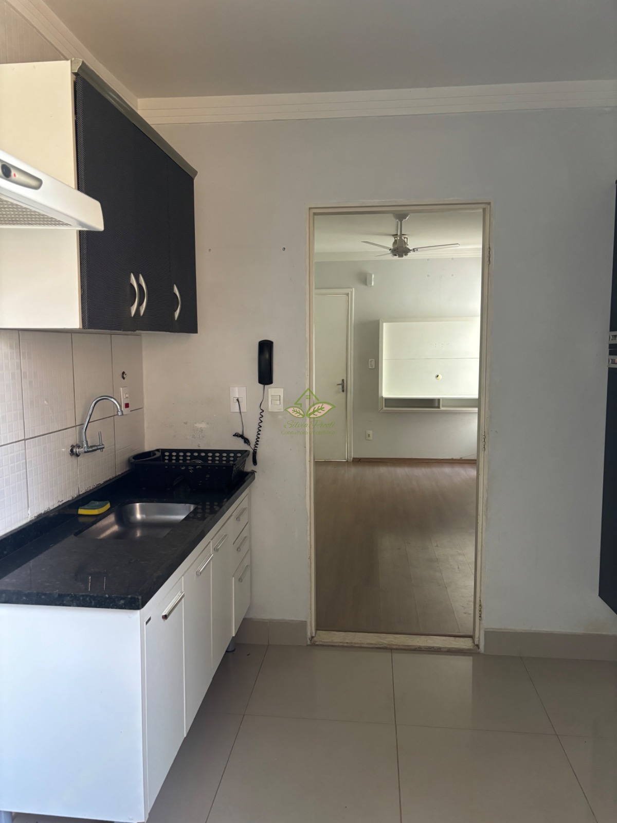 Apartamento à venda com 2 quartos, 51m² - Foto 4